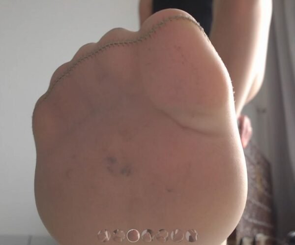 Renifle mes collants.