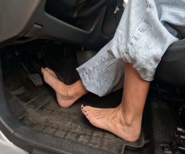 1 Pedal pumping pieds nus