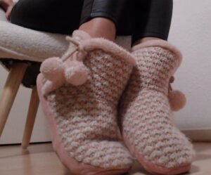 Renifle mes chaussons sale clébard
