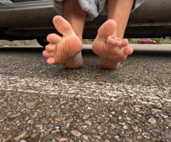 5 Pedal pumping pieds nus