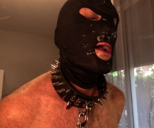 Séance BDSM pour cette salope de chienne